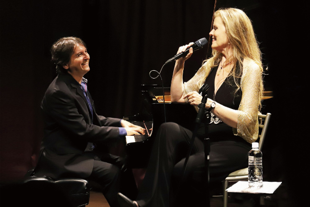 Tierney Sutton and Tamir Hendelman Duo